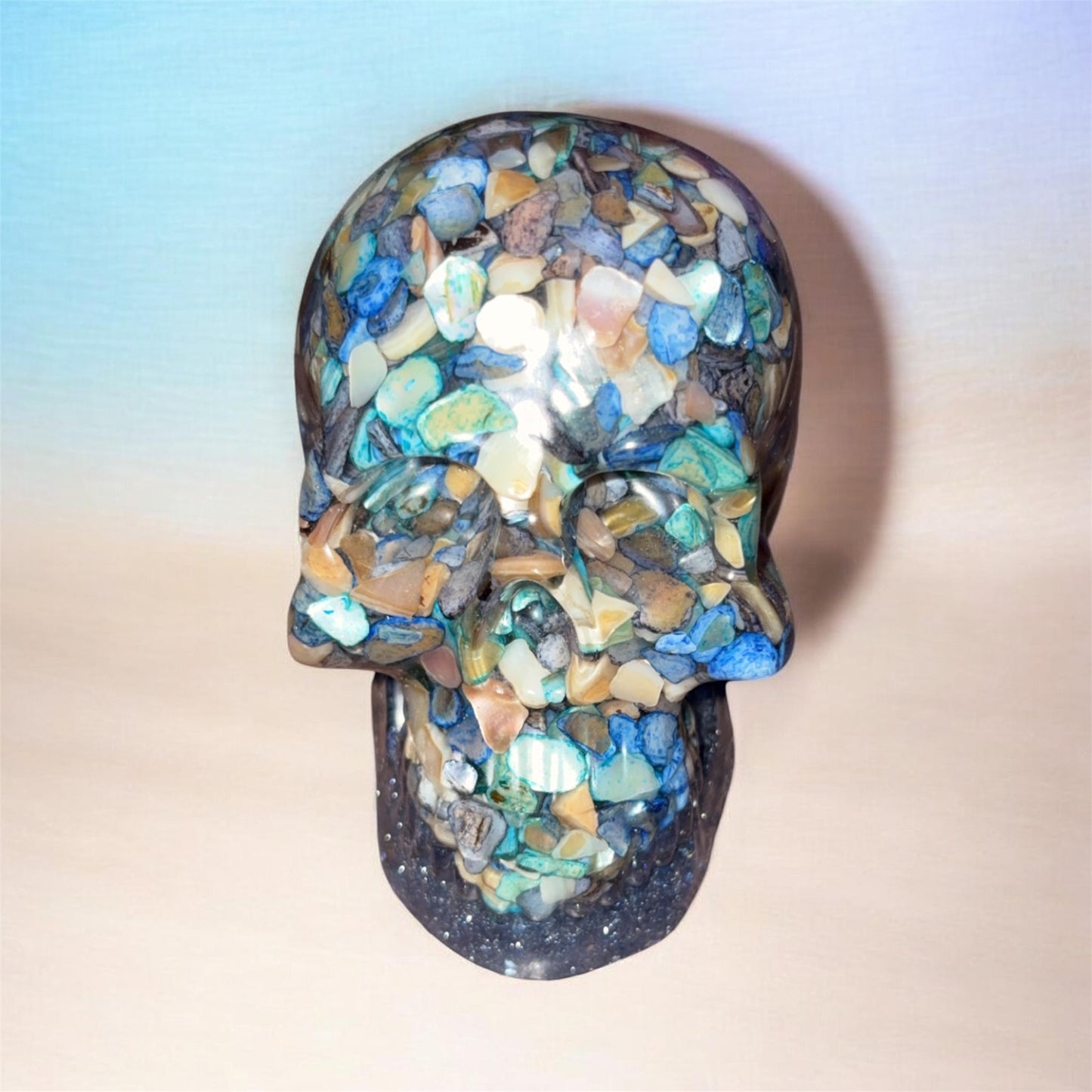 “Stoned” skull resin art